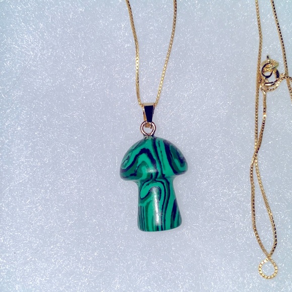 Boho Hippie Psychedelic Mushroom 🍄 Malachite Gold Plated Silver 24” N… - Picture 6 of 6